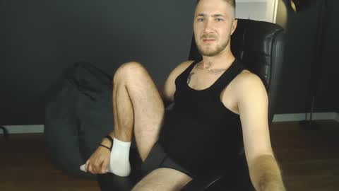 Artur online show from September 2025 07:08:02 AM