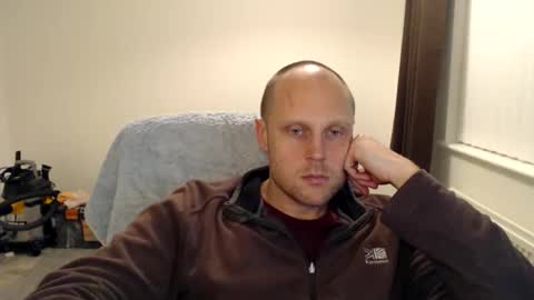 Mr Baldy Likes to Chat online show from November 2025 11:59:01 PM
