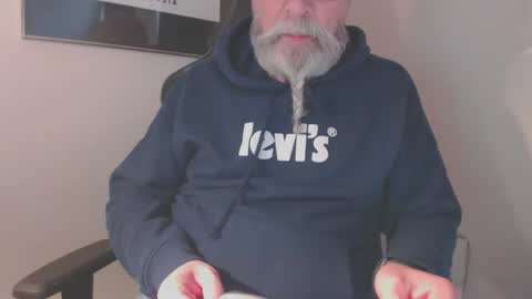 Snapshot of mr_boombastic2021 chatting on January 2025 10:43:01 AM mr_boombastic2021 online show from January 2025 10:43:01 AM