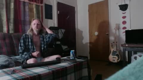 Snapshot of mr_happy12 chatting on October 2025 10:22:02 AM mr_happy12 online show from October 2025 10:22:02 AM