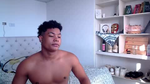 mr_jordan2310 online show from February 2025 01:05:01 PM