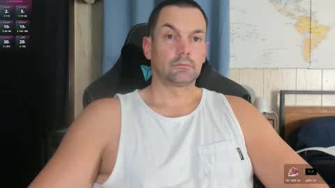 Snapshot of mr_mac69 chatting on November 2025 12:09:02 AM Cam online show from November 2025 12:09:02 AM