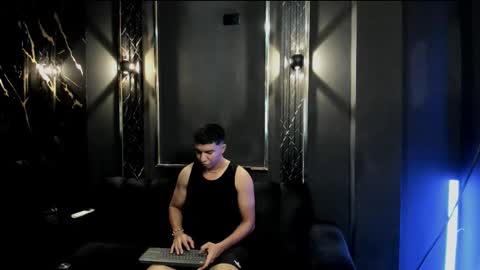 Snapshot of mr_maximo chatting on September 2025 05:07:01 AM mr_maximo online show from September 2025 05:07:01 AM