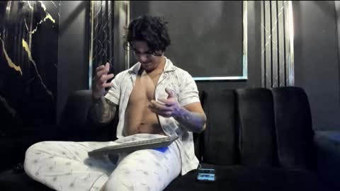 Snapshot of mr_maximo chatting on September 2025 05:08:02 AM mr_maximo online show from September 2025 05:08:02 AM