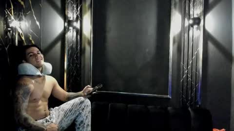 Snapshot of mr_maximo chatting on October 2025 10:15:01 AM mr_maximo online show from October 2025 10:15:01 AM