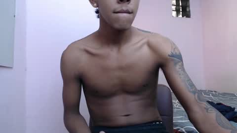 mr_stiven_ online show from December 2024 02:35:01 AM