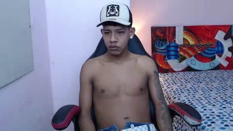 mr_stiven_ online show from January 2025 03:37:02 AM