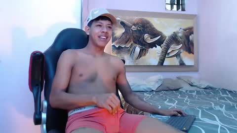 mr_stiven_ online show from February 2025 02:18:01 AM