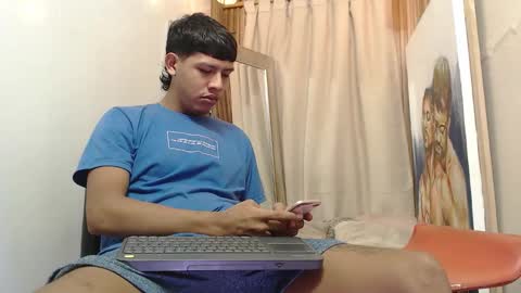 Snapshot of mr_stiven_ chatting on November 2025 03:05:01 AM mr_stiven_ online show from November 2025 03:05:01 AM