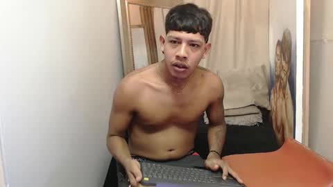 Snapshot of mr_stiven_ chatting on November 2025 02:22:02 AM mr_stiven_ online show from November 2025 02:22:02 AM