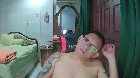 Snapshot of mr_thick89 chatting on November 2025 11:10:01 AM mr_thick89 online show from November 2025 11:10:01 AM