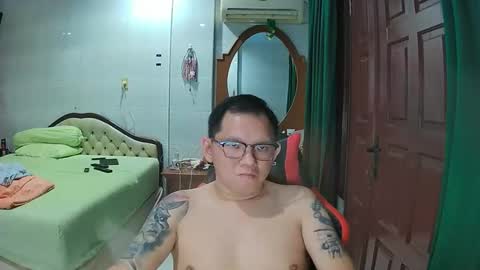 Snapshot of mr_thick89 chatting on November 2025 12:53:01 PM mr_thick89 online show from November 2025 12:53:01 PM