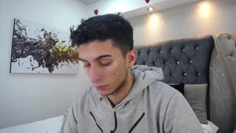 williseo online show from March 2025 08:00:02 PM