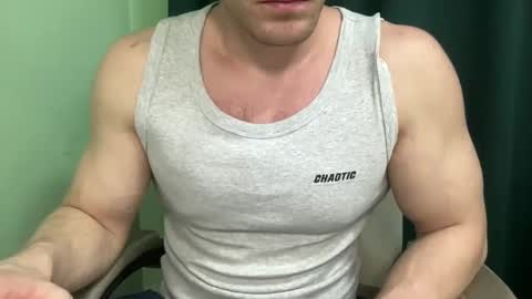 Mrbiceps23 online show from December 2024 08:18:01 PM
