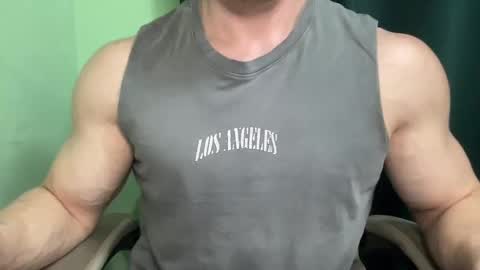 Mrbiceps23 online show from December 2024 02:37:01 PM