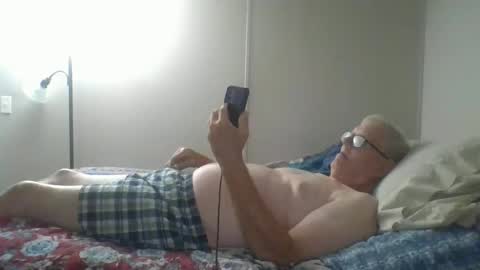 Snapshot of mrbill55 chatting on December 2024 10:39:02 PM mrbill55 online show from December 2024 10:39:02 PM