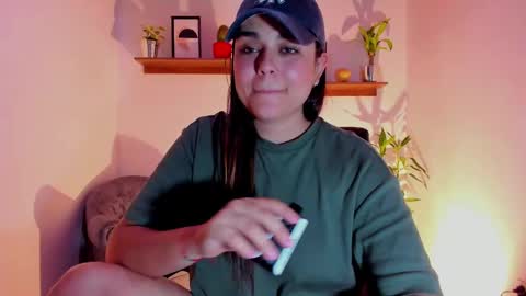 Laura online show from February 2025 02:14:02 AM