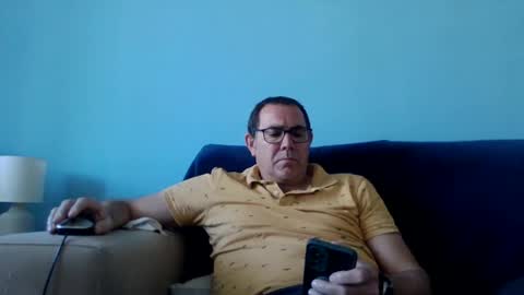 Mrcaruso online show from February 2025 02:37:01 PM