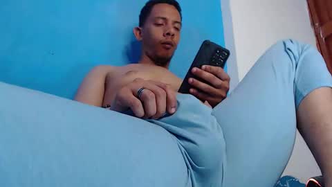 Snapshot of mrchrisdaniel chatting on December 2025 03:10:01 PM Christtofer online show from December 2025 03:10:01 PM