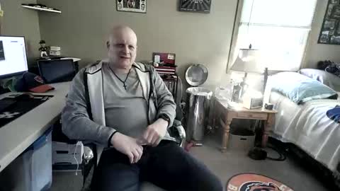 Snapshot of mrclean_55 chatting on November 2025 05:44:02 PM MrClean55 online show from November 2025 05:44:02 PM