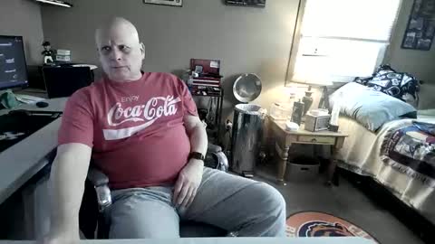 Snapshot of mrclean_55 chatting on December 2025 04:57:02 PM MrClean55 online show from December 2025 04:57:02 PM