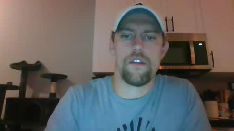 Snapshot of mrcumfixit chatting on September 2025 12:36:02 AM mrcumfixit online show from September 2025 12:36:02 AM