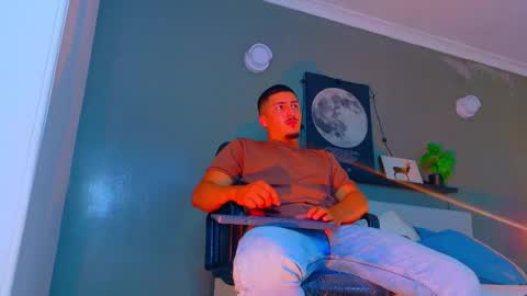 Mr Fox online show from October 2025 07:59:01 PM