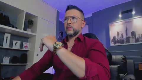 Snapshot of mrfrank_tattoo chatting on September 2025 01:49:01 PM MrFrank. online show from September 2025 01:49:01 PM