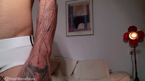 Juan online show from October 2025 04:16:01 PM