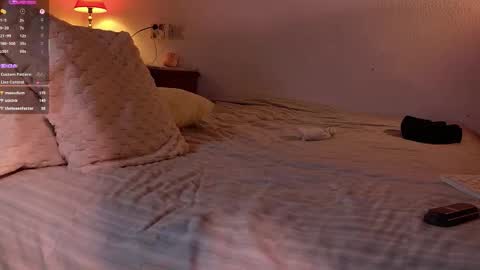 Juan online show from November 2025 07:04:02 PM