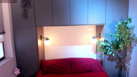 mrjustin_ online show from September 2025 07:48:02 PM