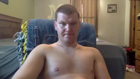 Snapshot of mrlongm8 chatting on November 2025 02:28:01 PM mrlongm8 online show from November 2025 02:28:01 PM