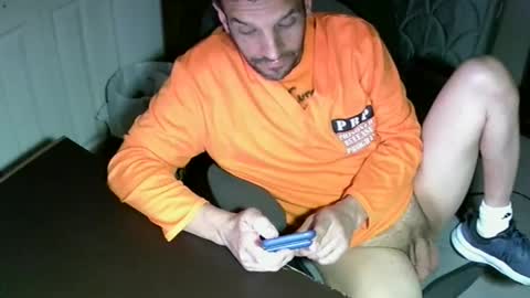 Snapshot of mrmarcxxcam chatting on October 2025 03:29:01 AM MrMarc online show from October 2025 03:29:01 AM