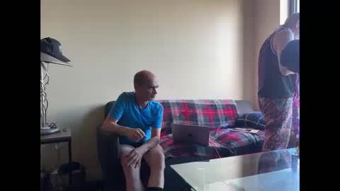 mrrose247 online show from September 2025 11:37:01 PM
