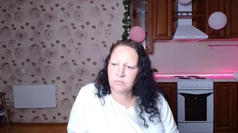 Snapshot of mrs___milf chatting on September 2025 08:49:02 AM mrs milf online show from September 2025 08:49:02 AM