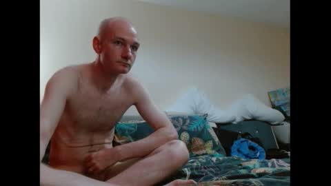 Snapshot of mrs_velvet_vixen_and_mr_stud chatting on October 2025 07:25:02 AM Mrs Velvet Vixen online show from October 2025 07:25:02 AM