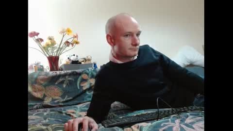 Snapshot of mrs_velvet_vixen_and_mr_stud chatting on October 2025 07:30:01 AM Mrs Velvet Vixen online show from October 2025 07:30:01 AM