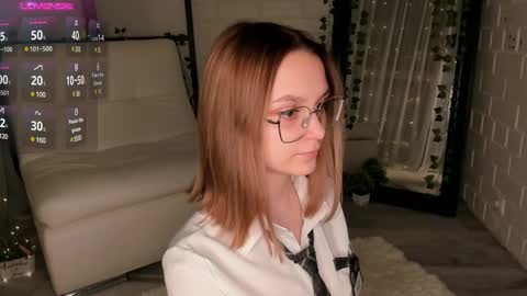 Elizabeth online show from March 2025 03:48:01 PM