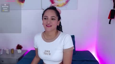 Snapshot of ms_valentina_01 chatting on November 2025 07:23:02 PM Valentina online show from November 2025 07:23:02 PM