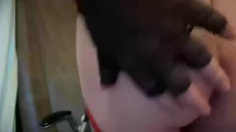 Snapshot of mskarentoy chatting on October 2025 10:19:01 PM mskarentoy online show from October 2025 10:19:01 PM