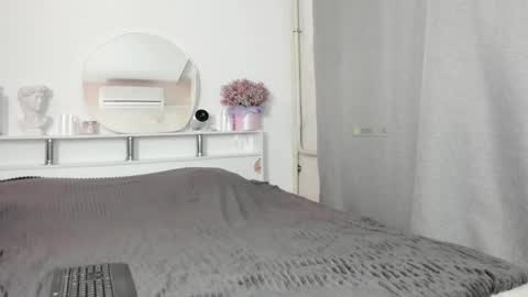 Laurka online show from September 2025 05:58:01 PM