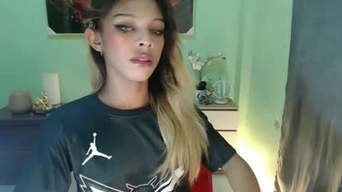 Snapshot of msmeygan chatting on January 2025 05:51:01 PM msmeygan online show from January 2025 05:51:01 PM