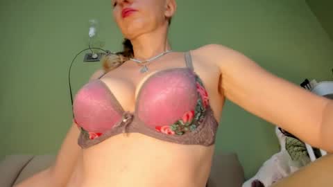 MsPurrfectLove online show from September 2025 02:38:02 PM