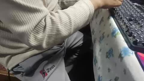 zenon online show from September 2025 02:46:02 AM