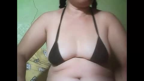 Snapshot of muffy_bunny chatting on September 2025 11:32:01 AM muffy_bunny online show from September 2025 11:32:01 AM