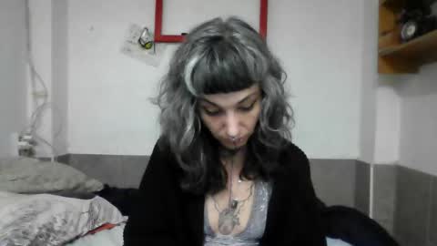 Snapshot of mulderandvalkyrie chatting on October 2025 07:12:01 PM mulderandvalkyrie online show from October 2025 07:12:01 PM