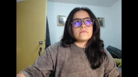 Dani and Alex online show from October 2025 03:15:02 AM