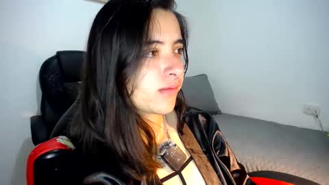 Dani and Alex online show from November 2025 01:44:01 PM