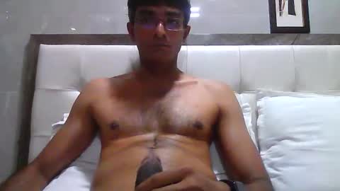 Snapshot of mumbaimonster8inch chatting on November 2025 12:38:01 PM rajesh engineer online show from November 2025 12:38:01 PM