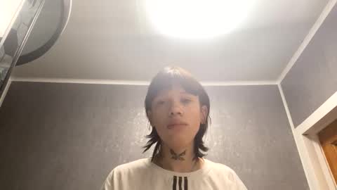 Snapshot of mun_poli chatting on October 2025 03:36:02 AM Polik online show from October 2025 03:36:02 AM